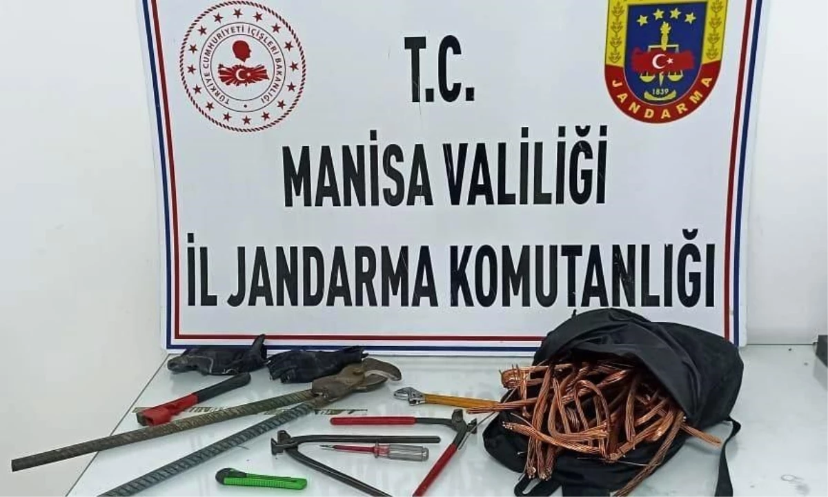 Manisa CBÜ\'den bakır kablo çalan hırsızlar yakalandı