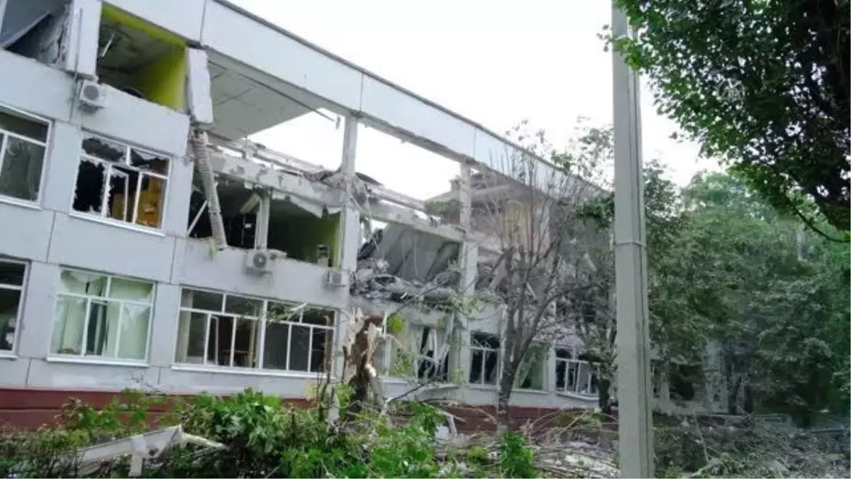 Rusya, Ukrayna'da okulları hedef almaya devam ediyor