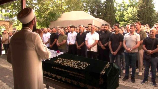 Skuterlı Dilara Gül'ün hayatını kaybettiği kazanın görüntüleri ortaya çıktı Skuterlı Dilara Gül'ün hayatını kaybettiği kazanın görüntüleri ortaya çıktı