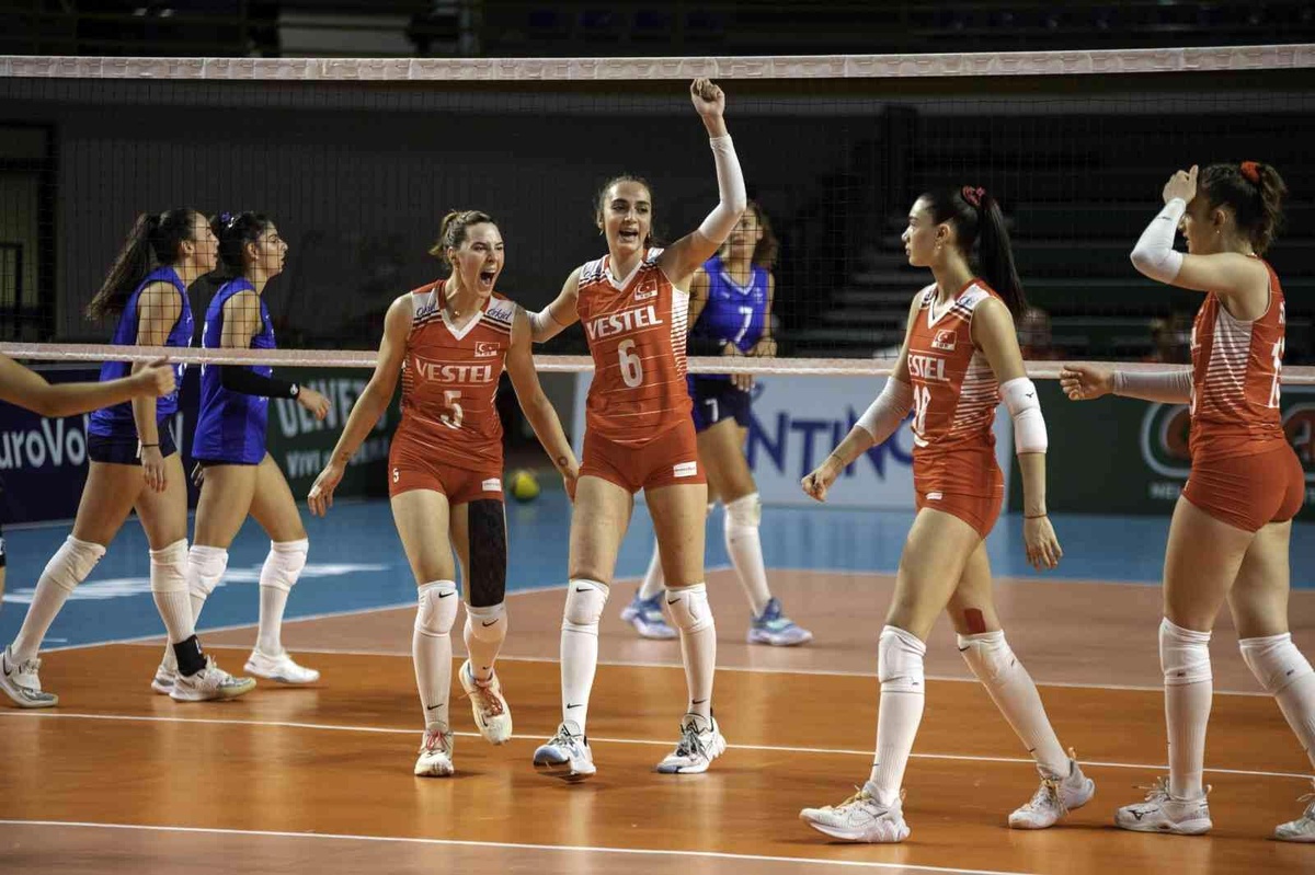 U21 Kadın Milli Takımı, Avrupa Şampiyonası\'na galibiyetle başladı