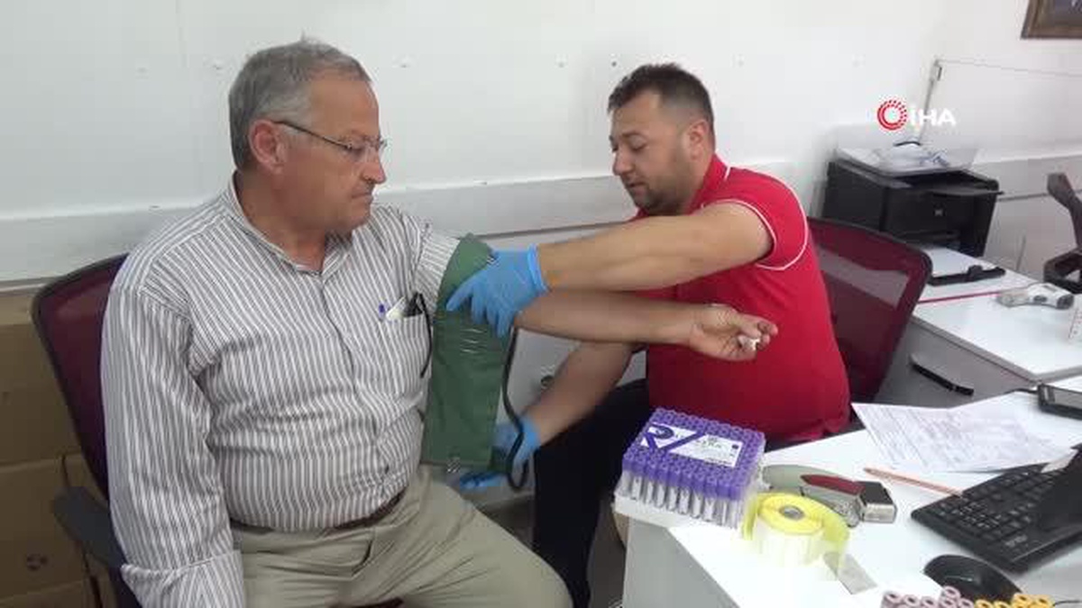 Yaşı kadar kan verdi, herkesi kan bağışına davet etti