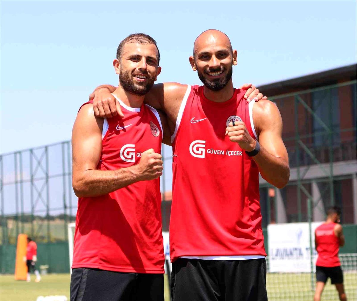 Antalyaspor'dan eğitsel oyunlu antrenman