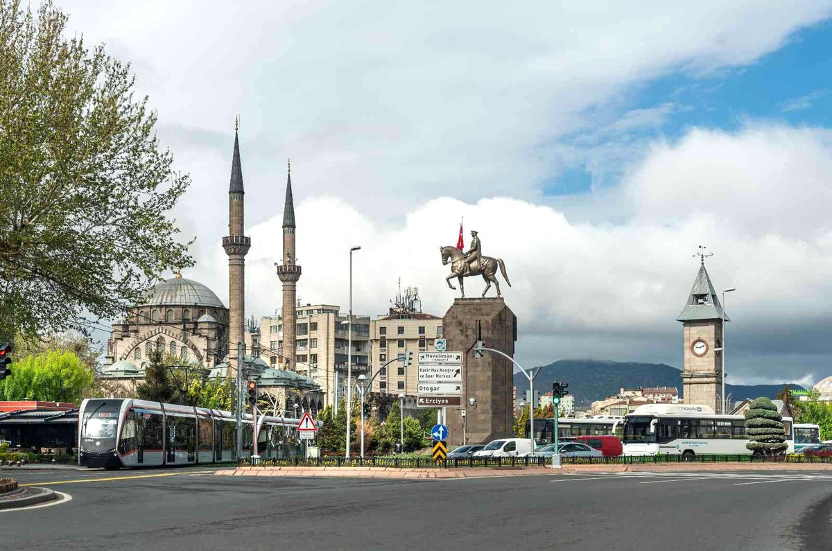 Kayseri\'de 4 günde 804 bin kişi ücretsiz ulaşımdan yararlandı
