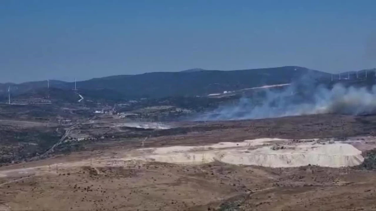 Son dakika haberi... Çeşme Alaçatı\'da Makilik Alanda Yangın Çıktı