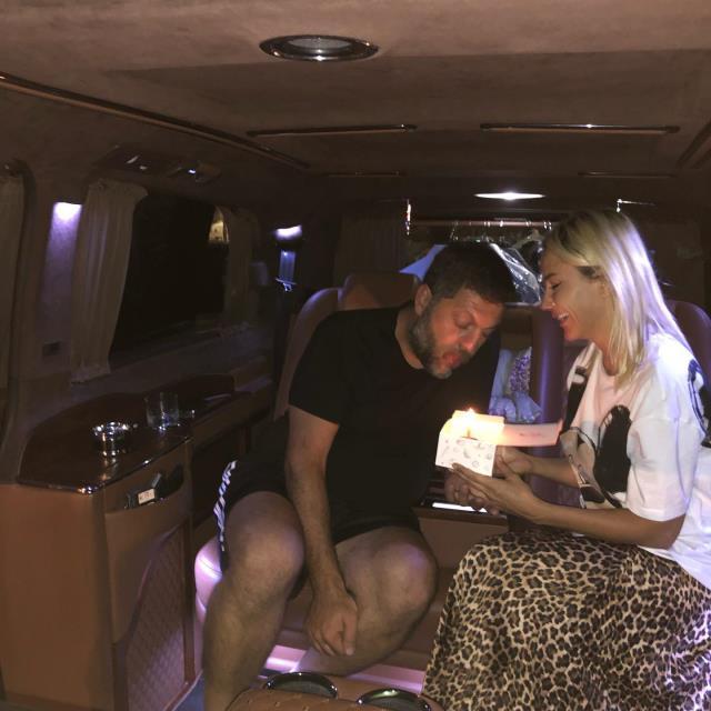 Ece Erken, vefat eden Şafak Mahmutyazıcıoğlu'nun doğum gününü kutladı: İçimde korkunç bir boşluk var