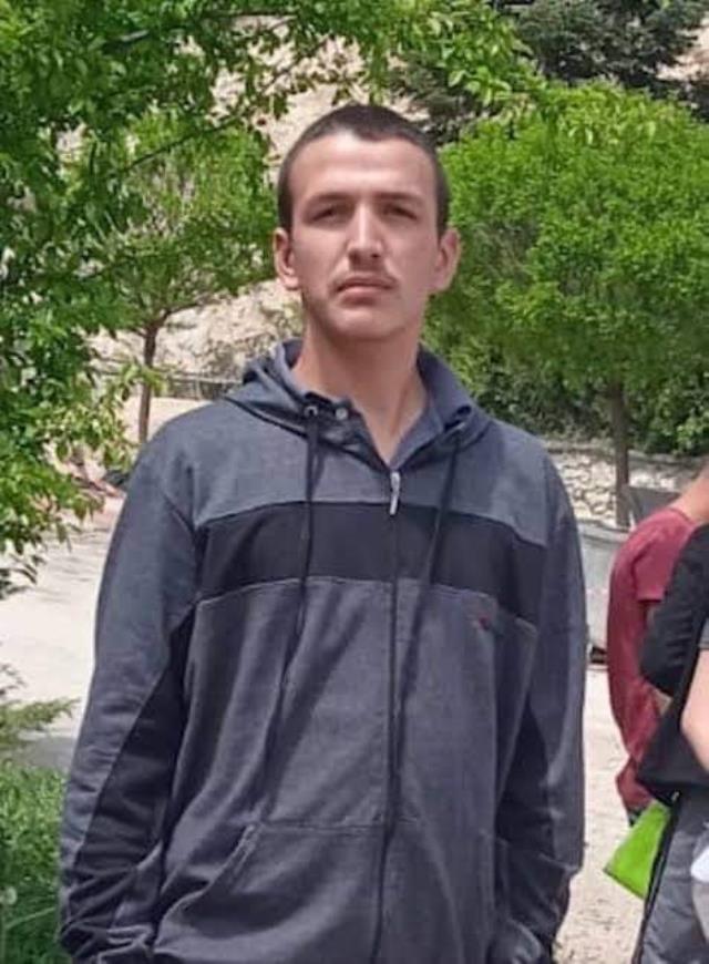 Kastamonu'da selde kaybolan Recep'in cansız bedeni Sinop'ta bulundu! Hacdaki ailesi dönünce toprağa verilecek Kastamonu'da selde kaybolan Recep'in cansız bedeni Sinop'ta bulundu! Hacdaki ailesi dönünce toprağa verilecek