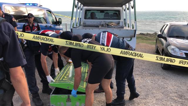 Kastamonu'da selde kaybolan Recep'in cansız bedeni Sinop'ta bulundu! Hacdaki ailesi dönünce toprağa verilecek Kastamonu'da selde kaybolan Recep'in cansız bedeni Sinop'ta bulundu! Hacdaki ailesi dönünce toprağa verilecek