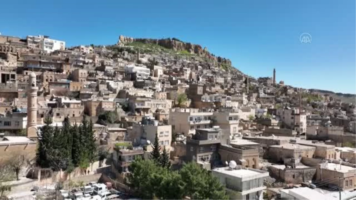 DİYARBAKIR - Kültür turizminin gözde kentlerinden Diyarbakır ve Mardin\'de bayram tatili yoğunluğu (1)
