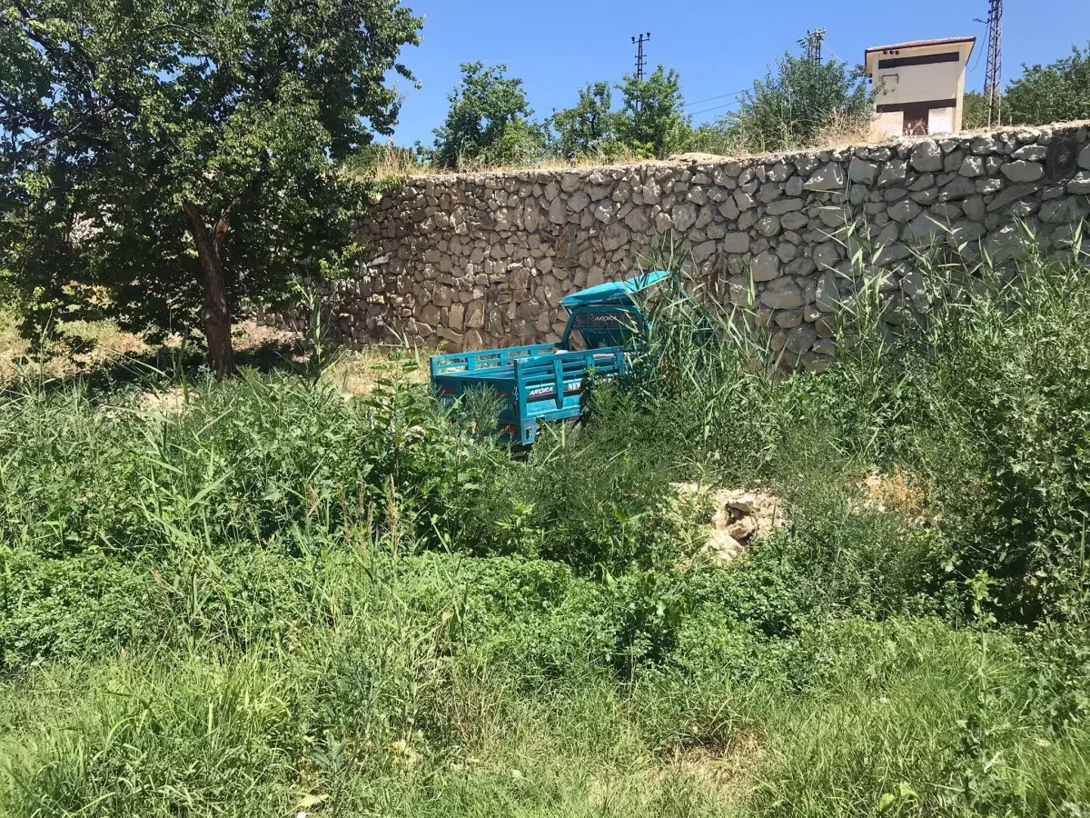 Malatya\'da elektrikli bisikletin yüksekten düşmesi sonucu 6 kişi yaralandı