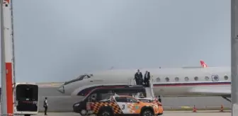 Rus heyeti taşıyan uçak İstanbul Havalimanı'na indi-2