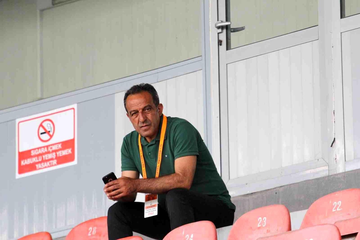 Yahyalıspor yönetimi istifa etti