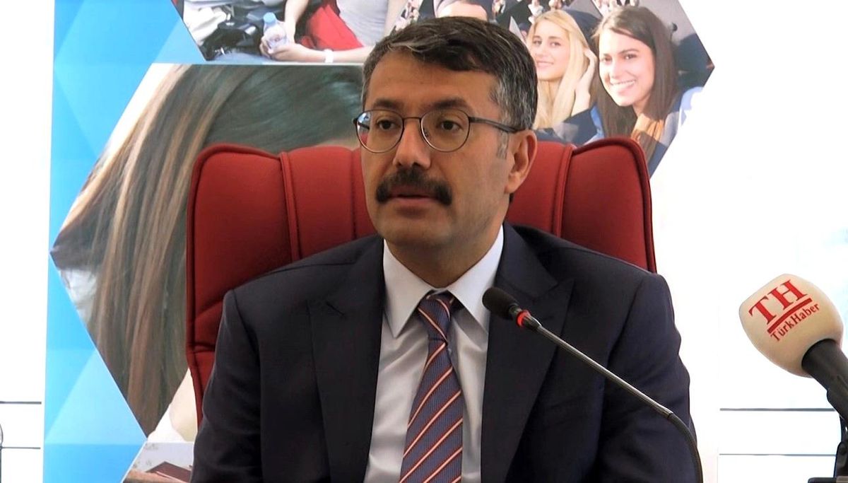 "15 Temmuz\'u unutmamak ve unutturmamak boynumuzun borcudur"