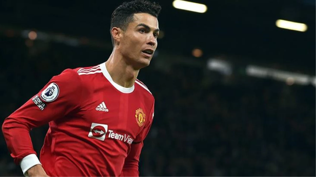 Cristiano Ronaldo\'ya astronomik maaş teklifi! Dünya yıldızı Suudi Arabistan\'a gitmeyi düşünüyor