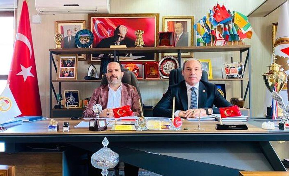 "Bu halkın direnişi FETÖ\'cülerin tankına, topuna, helikopterine ve uçağına karşı galip gelmiştir"