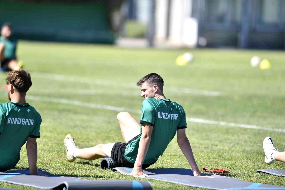 Bursaspor'da hazırlıklar devam ediyor