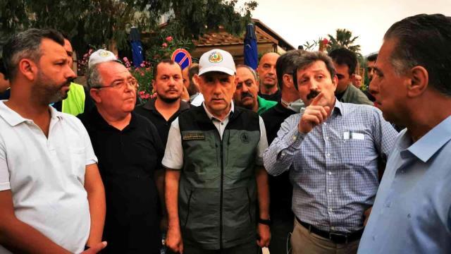 Datça ve Çeşme'de ciğerlerimiz yanıyor! İki bölgede de evler tahliye edildi