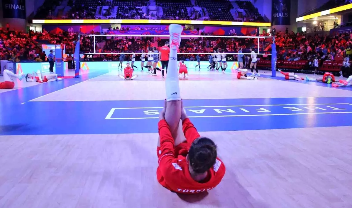 FIVB Kadınlar Milletler Ligi: Türkiye: 3 - Tayland: 1