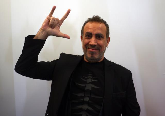 Haluk Levent, AHBAP Derneği ile afetten etkilenen vatandaşlar için 7,5 milyon TL bütçe ayırdı Haluk Levent, AHBAP Derneği ile afetten etkilenen vatandaşlar için 7,5 milyon TL bütçe ayırdı