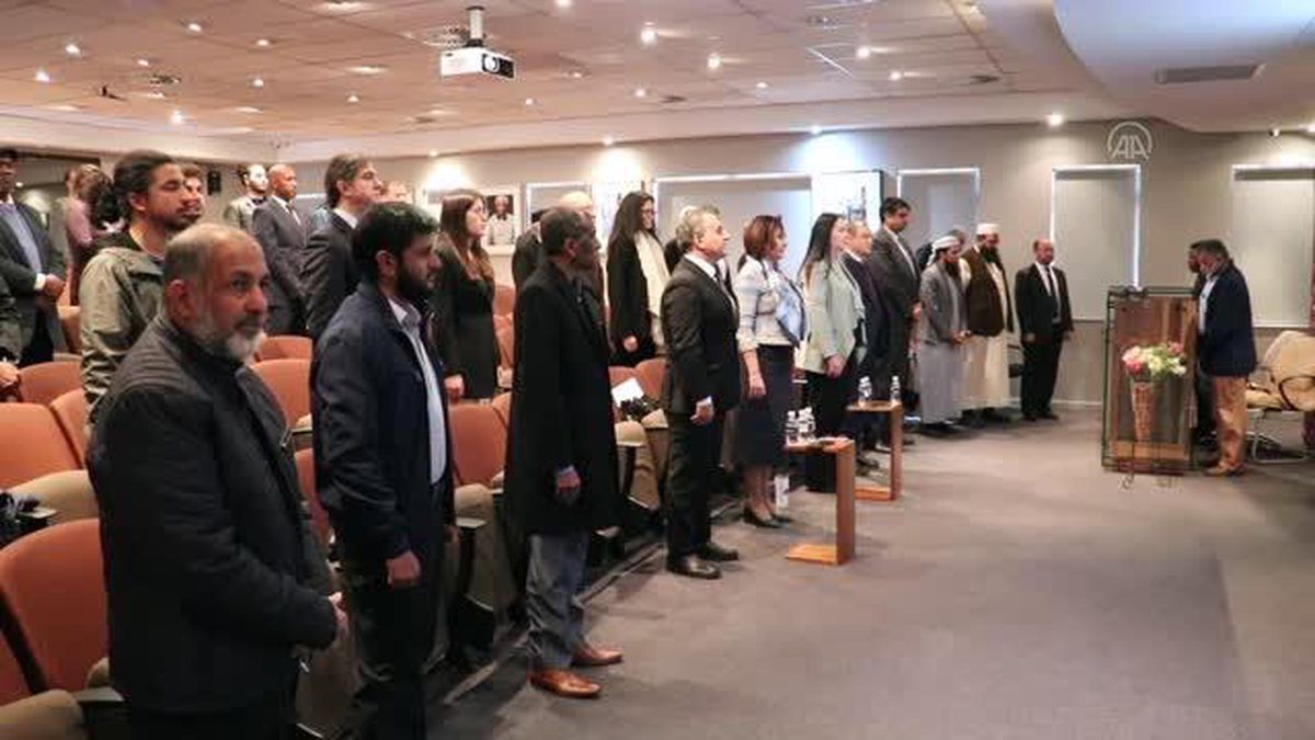 JOHANNESBURG - Güney Afrika'da 15 Temmuz şehitleri anıldı