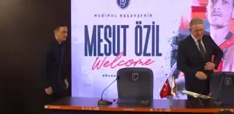 Medipol Başakşehir, Mesut Özil ile sözleşme imzaladı