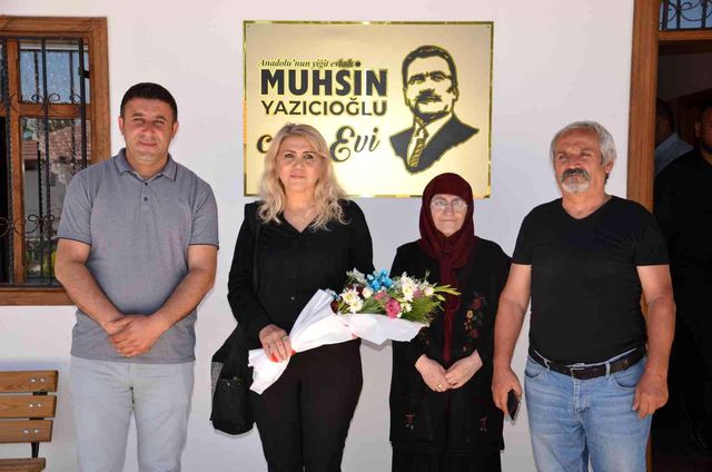 Montun hatırası büyük ölünce o montla gömülmek istedi