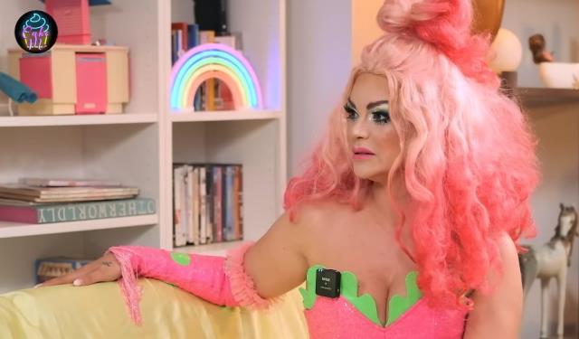 Şarkıcı Nez, cinsel ilişkiye girdiği en sıra dışı yerleri anlattı: Sinema salonu ve özel jetim