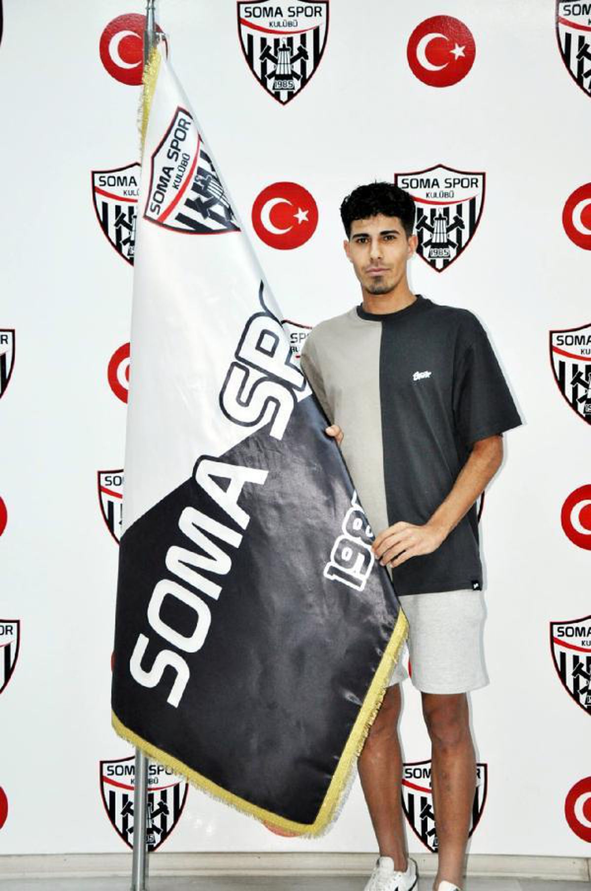 Somaspor\'dan sağ beke takviye