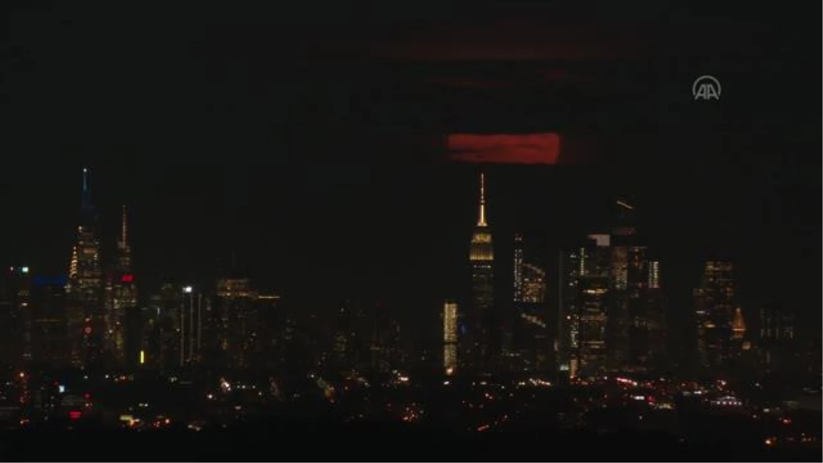 (TIMELAPSE) NEW YORK - ABD\'de "süper dolunay"ın yükselişi