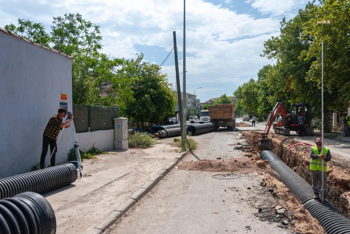 Urla Çeşmealtı\'nda Su Taşkınları Bitecek