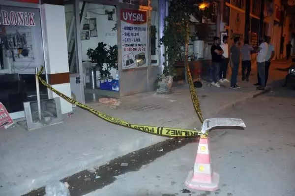 Şaka facia ile bitti! Kazara tetiğe dokunan 17 yaşındaki çocuk, aynı yaştaki kuzenini çenesinden vurdu