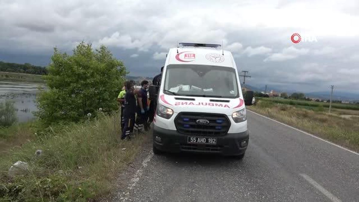 Bafra'da otomobil takla attı: 3 yaralı