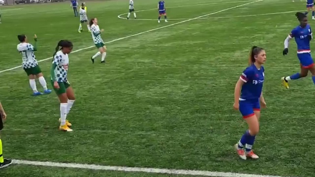 Erkek takımı ligden düştü, kadın futbol takımı kapatıldı! Çaykur Rizespor'dan tepki çeken karar Erkek takımı ligden düştü, kadın futbol takımı kapatıldı! Çaykur Rizespor'dan tepki çeken karar
