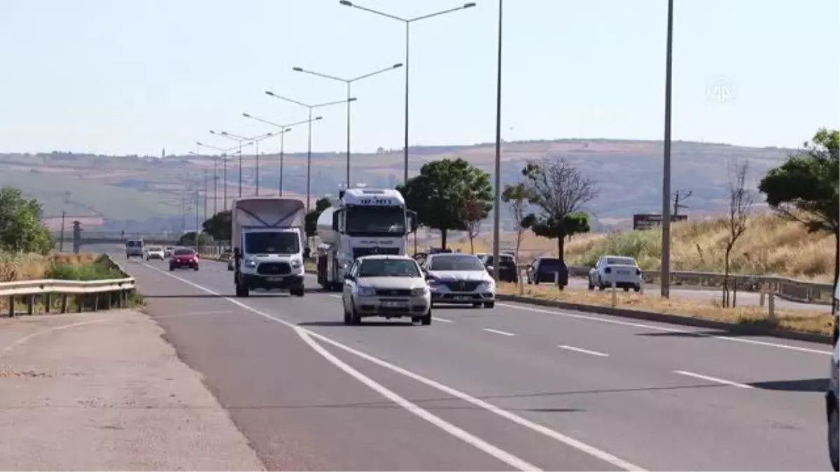 İstanbul kara yolunda tatil dönüşü yoğunluğu