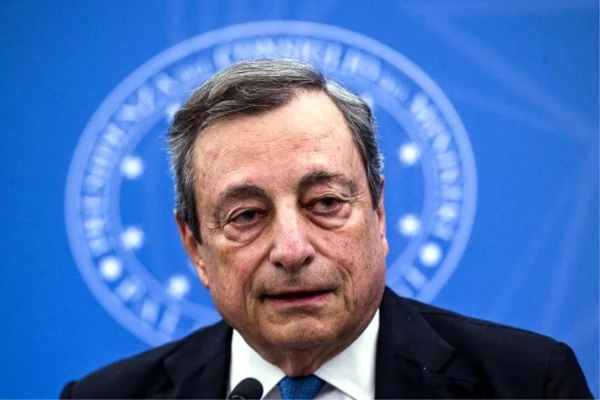İtalya basınında Başbakan Draghi\'nin istifa kararı: \'Süper Mario\'yu da harcadık, kaos riski var\'