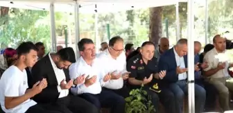 KAHRAMANMARAŞ - 15 Temmuz şehidi polis memuru Niyazi Ergüven mezarı başında anıldı