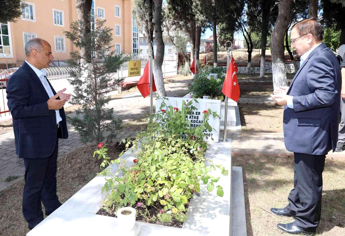 Körfez\'de 15 Temmuz şehitleri dualarla anıldı