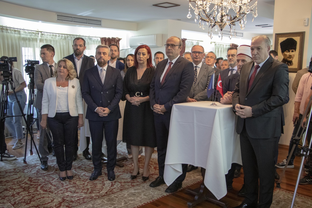 Kosova\'da 15 Temmuz Demokrasi ve Milli Birlik Günü\'nde anma etkinliği