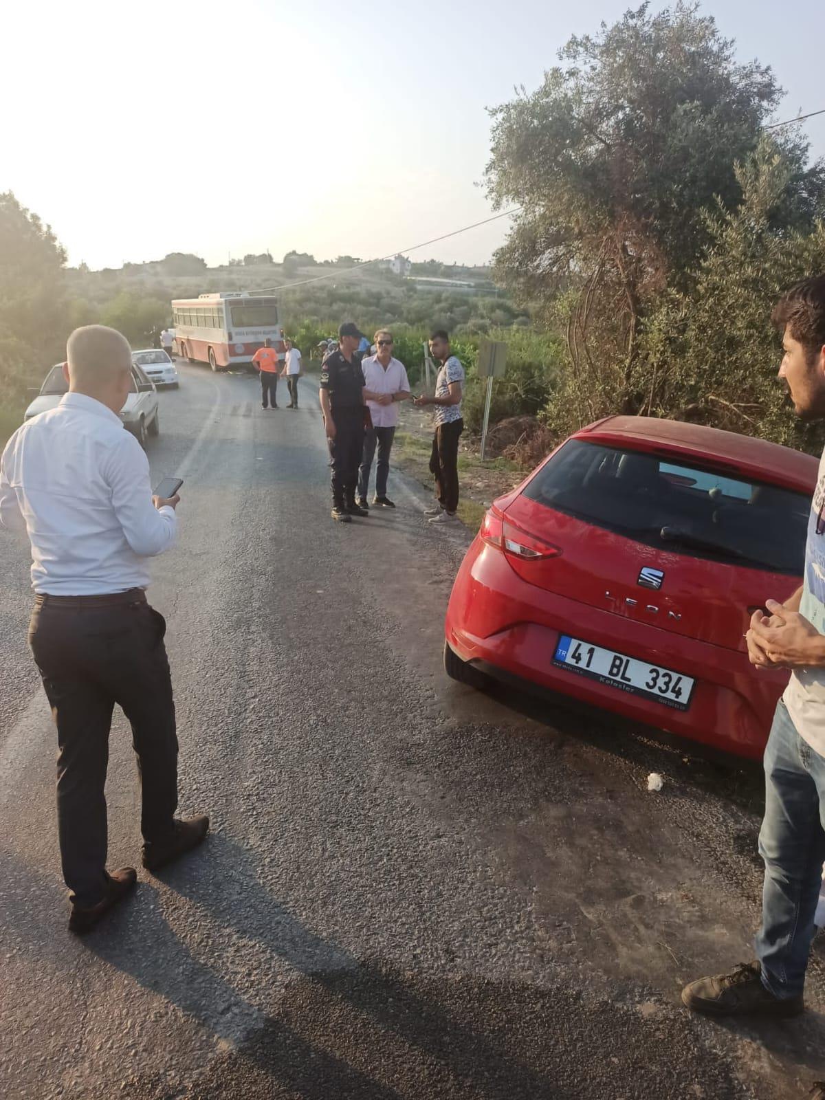 Mersin\'de zincirleme trafik kazasında 2 kişi yaralandı