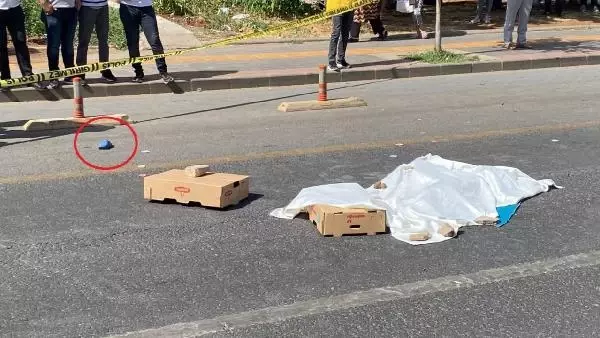 Önce taksi sonra midibüs çarptı! 6 yaşındaki Berat'ı hayattan koparan kaza böyle gerçekleşti