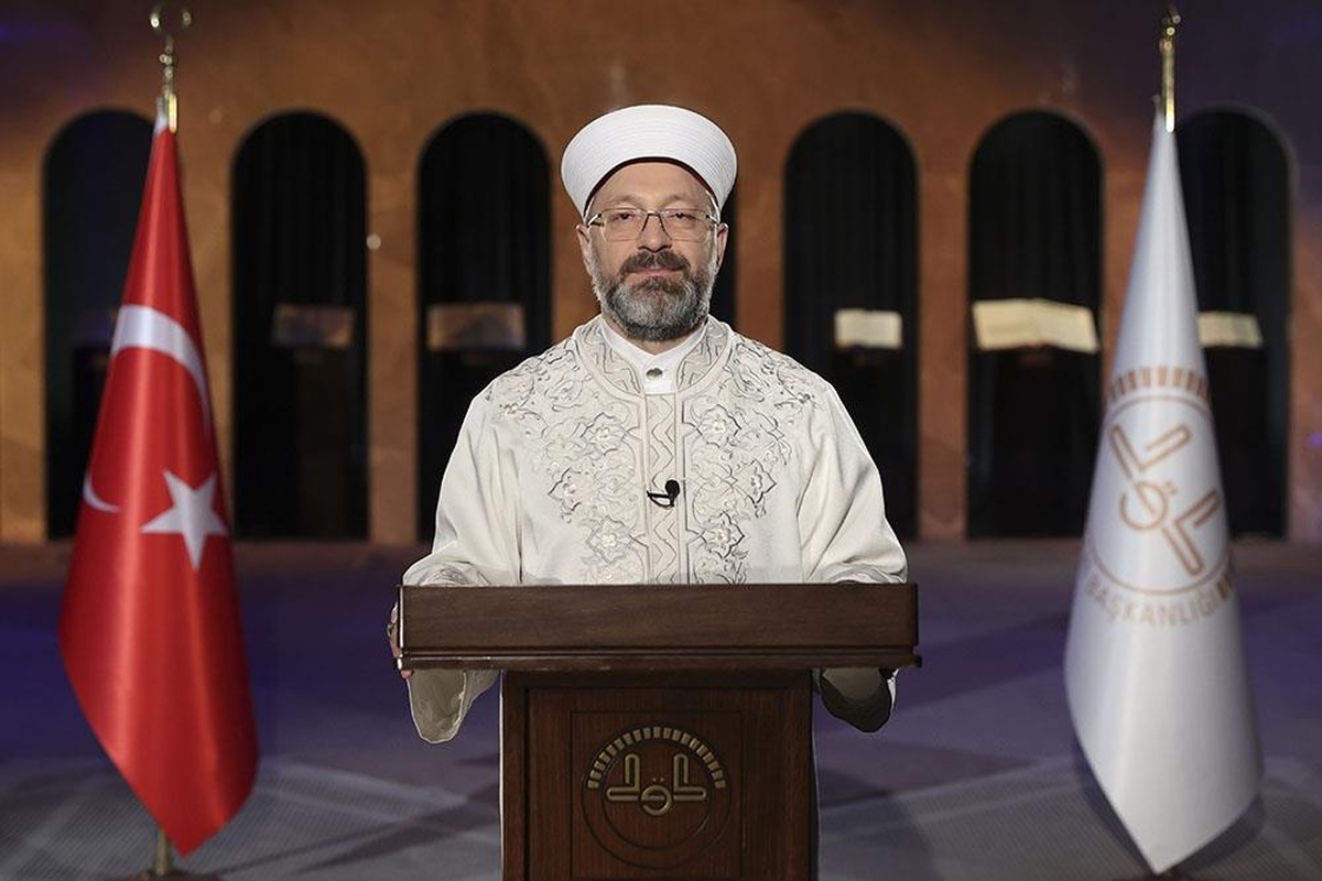 Diyanet İşleri Başkanı Erbaş\'tan 15 Temmuz Demokrasi ve Milli Birlik Günü mesajı Açıklaması