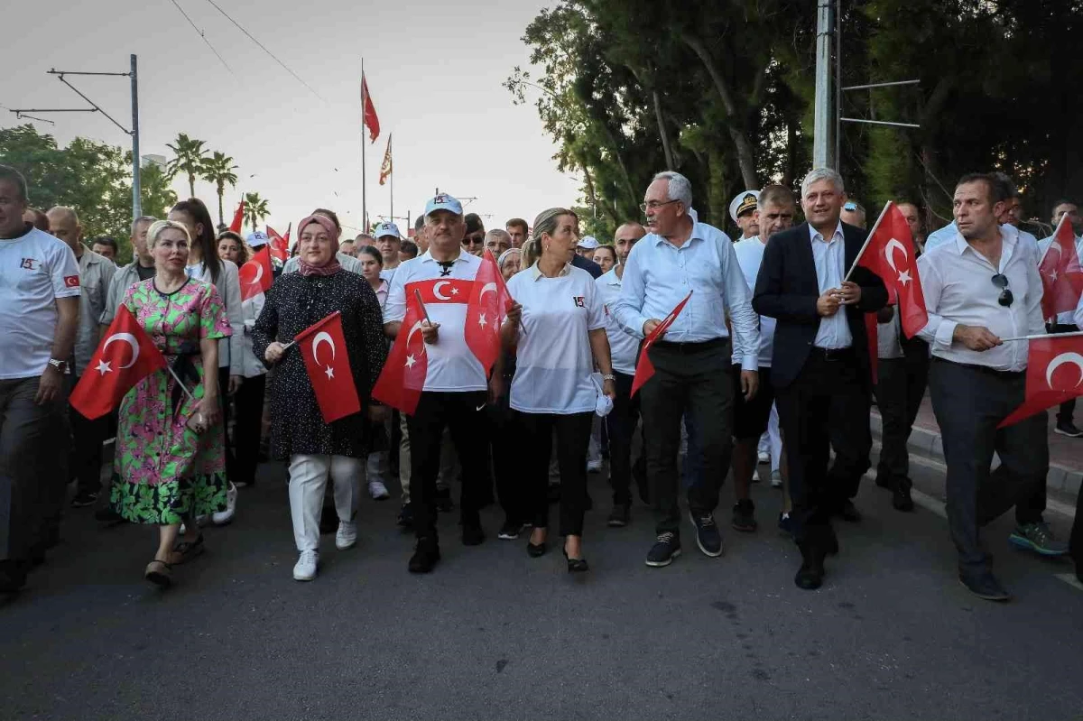 Son dakika haberleri | Antalya 15 Temmuz\'da tek yürek olup, şehitlerini andı