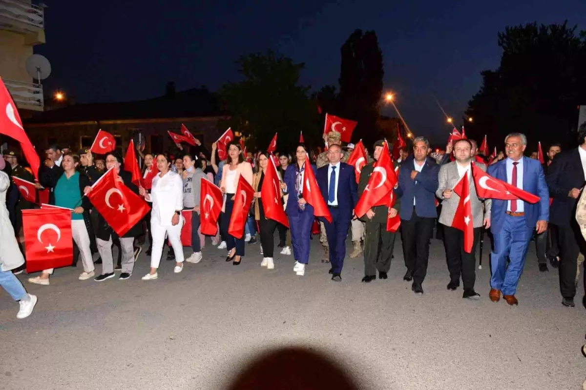 Ardahan\'da 15 Temmuz Demokrasi ve Milli Birlik Günü coşkusu