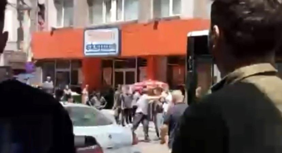 Bursa\'da \'yol verme\' tartışması