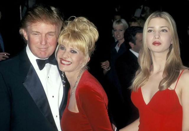 Donald Trump'ın eski eşi Ivana Trump'ın esrarengiz ölümünün nedeni belli oldu Donald Trump'ın eski eşi Ivana Trump'ın esrarengiz ölümünün nedeni belli oldu