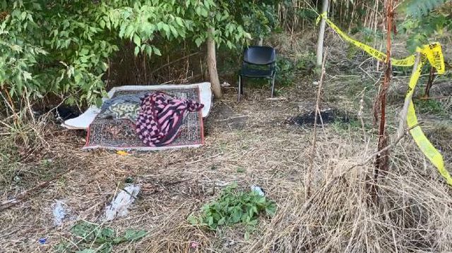 Eşcinsel ilişkiye videolu şantaj cinayetle bitti! Öldürüp üzerini battaniye ile örttü