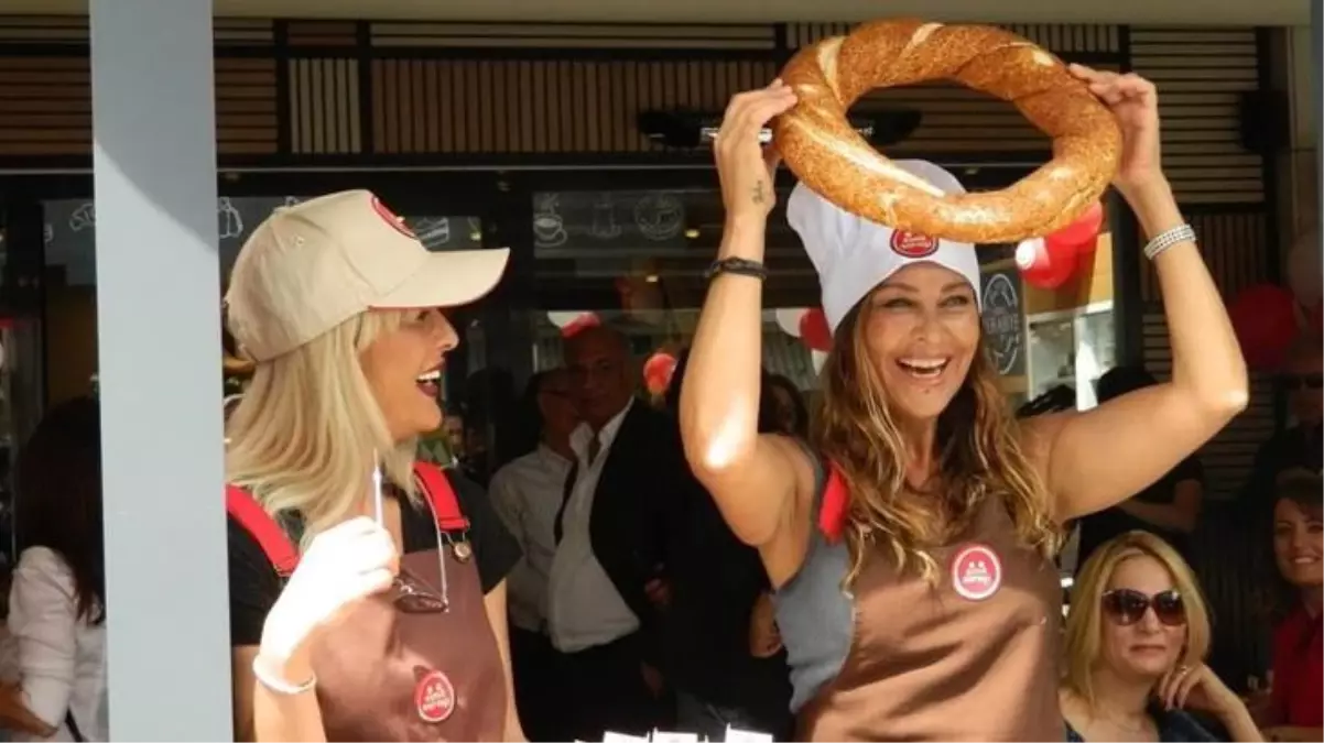 'Gerekirse simit yenecek' çıkışıyla günlerce konuşulan Hülya Avşar, tatil mekanları hakkında konuştu: Duyduğum kadarıyla fiyatlar uçmuş