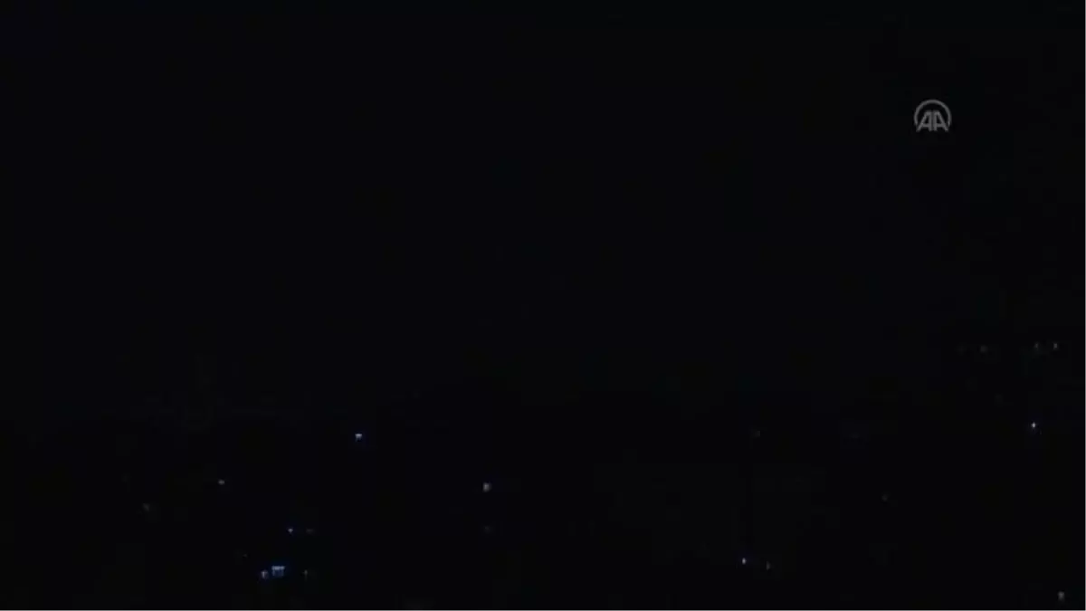 Son dakika haber! İsrail savaş uçakları Gazze'nin batısını vurdu