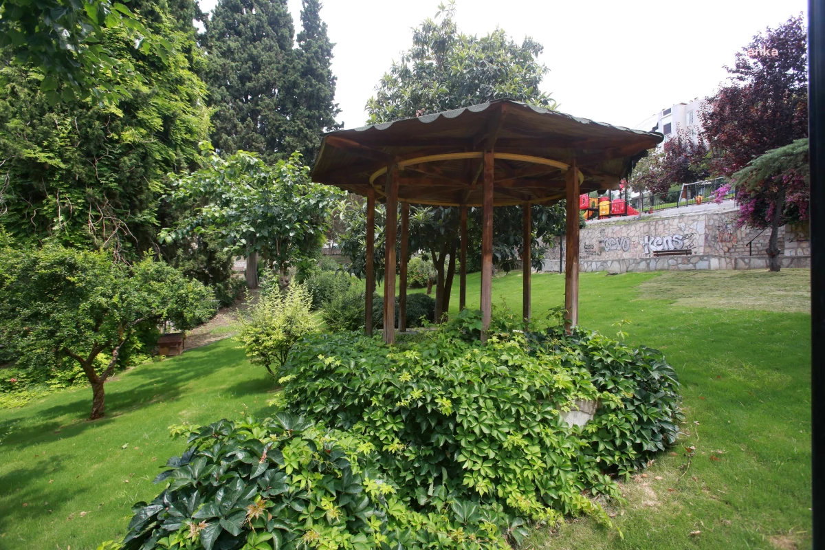 Karabağlar Belediyesi, Adnan Süvari Parkı\'nı Yeniledi