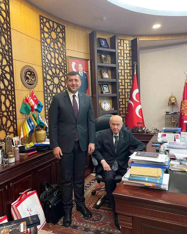 Milletvekili Ersoy MHP'ye üye oldu Milletvekili Ersoy MHP'ye üye oldu