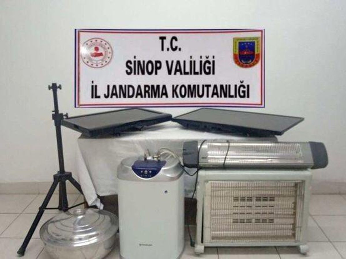Sinop\'ta evden elektronik eşya çalan şahıs yakalandı